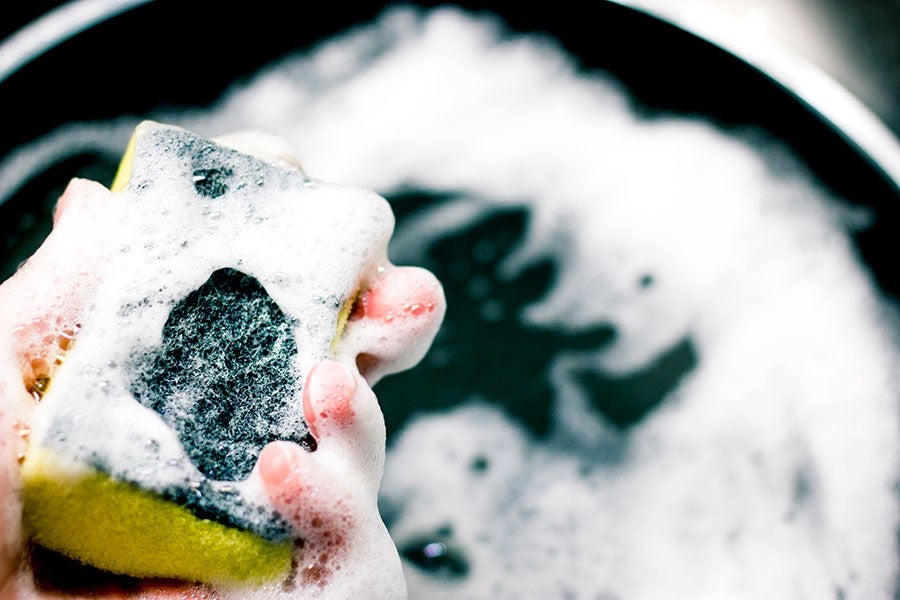 Is There Any Good Reason to NOT Hate Washing the Dishes?
