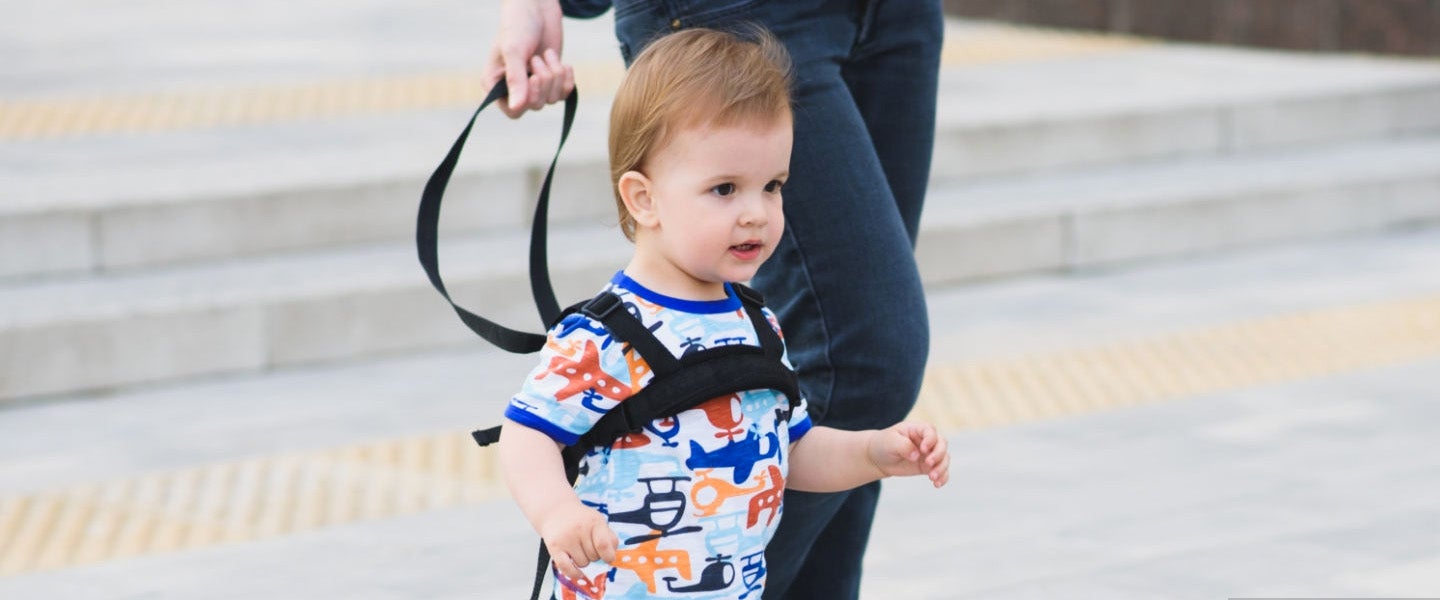 Are Child Leashes or Safety Harnesses Safe?
