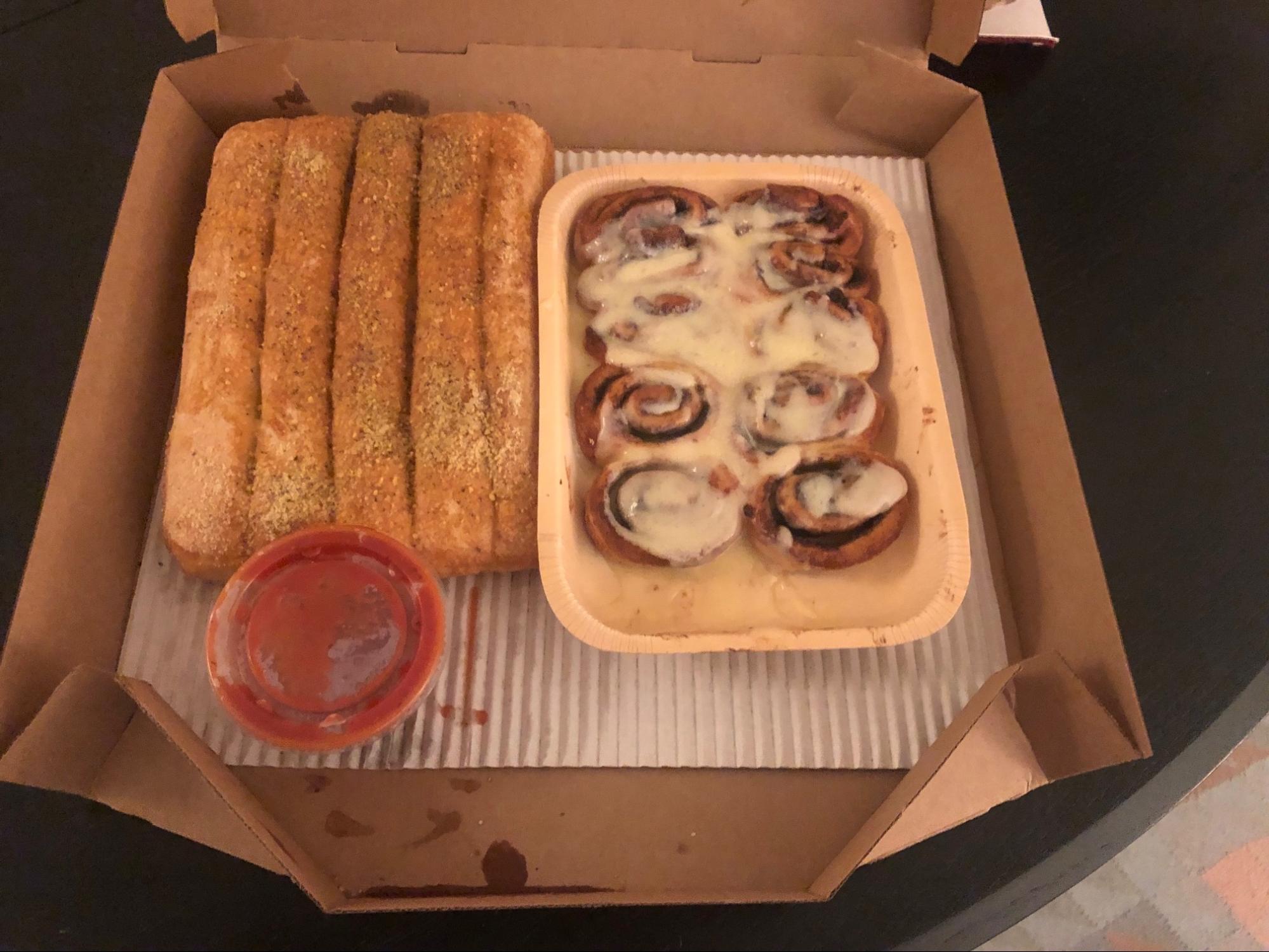 I review the Three Pizza Box at Pizza Hut #pizza #keywest