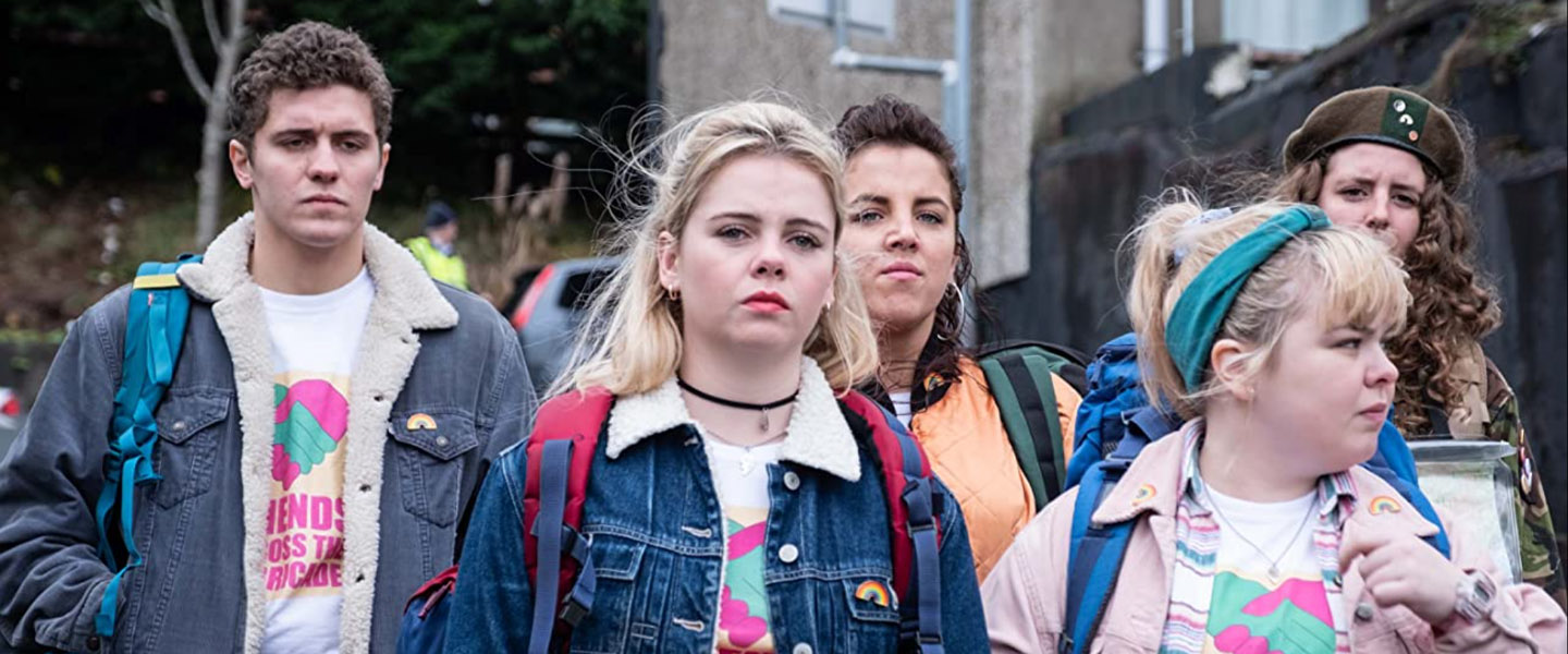 Derry Girls Shows Us How A Dysfunctional Family Can Be Functional