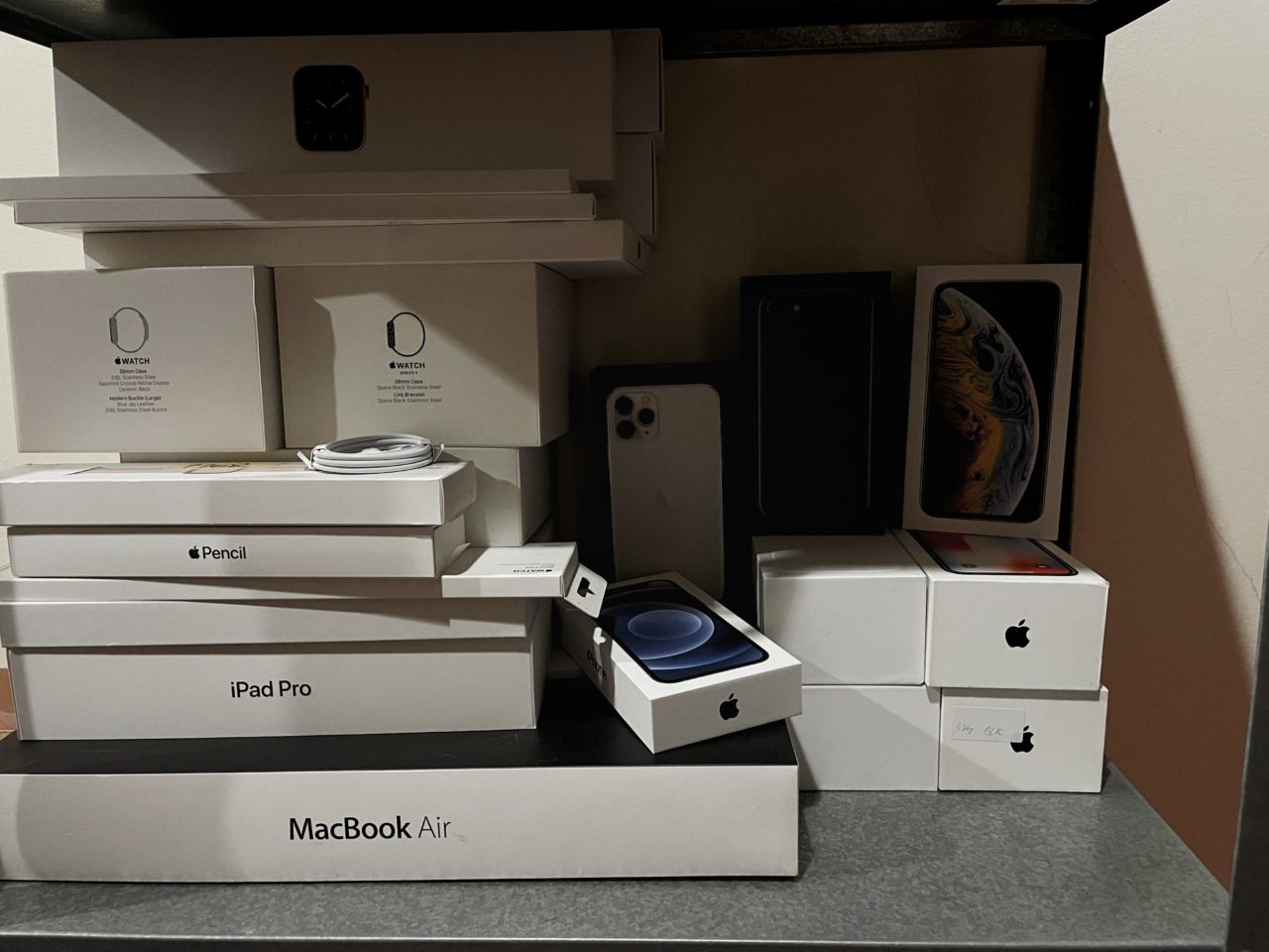 iPhone Box Collectors: Why Do People Love to Hold Onto These Boxes?