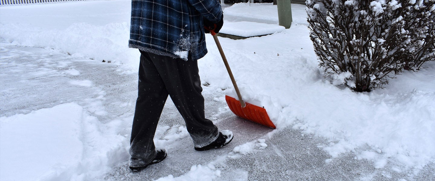 How to Shovel Snow The Best Way to Shovel Snow and Not Die
