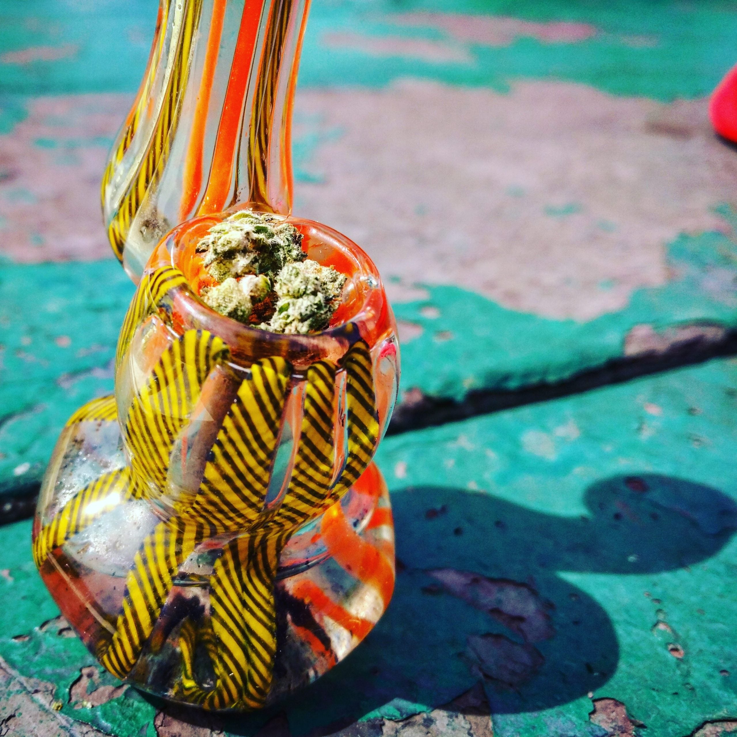 How to Smoke from a Weed Pipe — Or Rather, All Weed Pipes