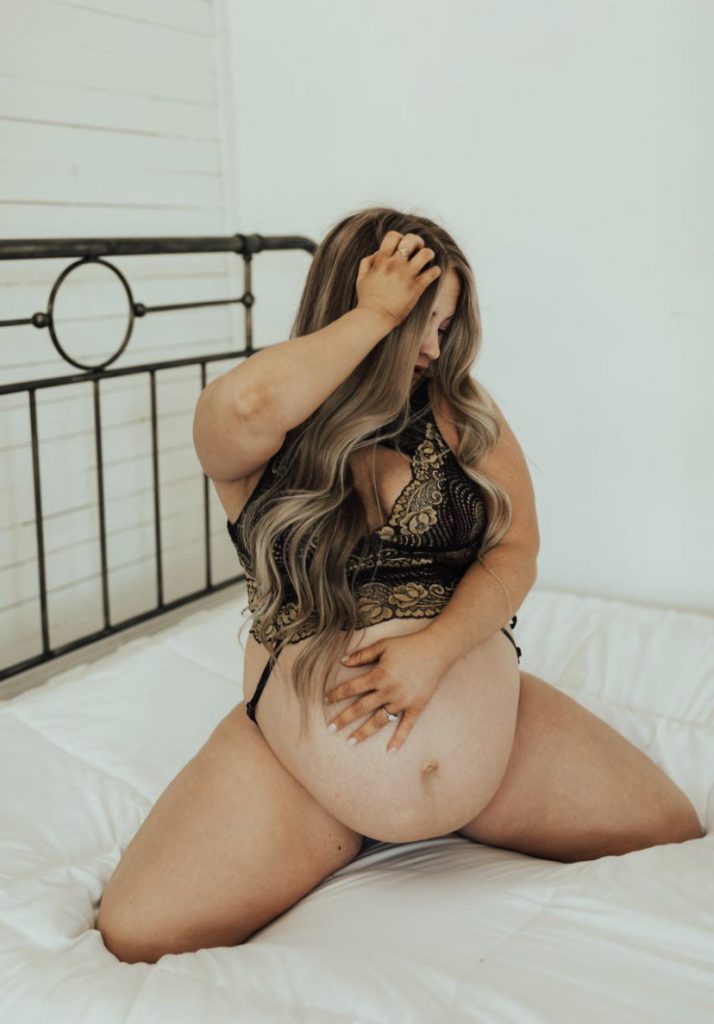 Meet Daisy, the 'Perpetually' Pregnant Christian MILF of OnlyFans
